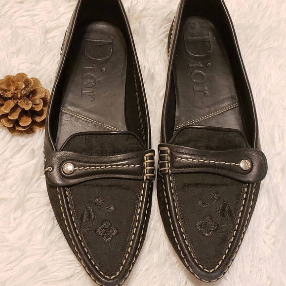 Dior Shoes - Dior Floral Embroided Loafer Flats